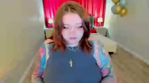 crazydaisiy online show from July 17, 3:39 am