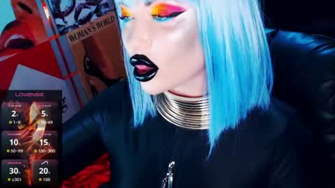 Roxy online show from August 2, 5:20 pm