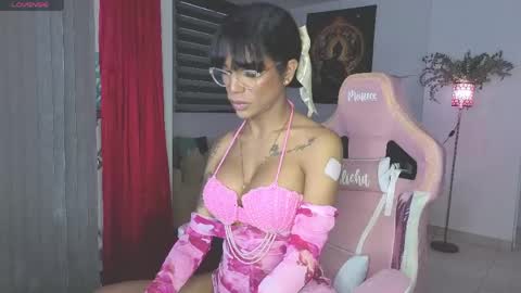 Alisha online show from April 22, 10:57 pm