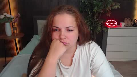 Crazyy Girl  online show from July 19, 3:14 pm