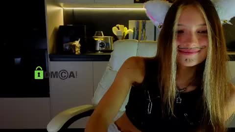 crazzy cherry online show from August 23, 3:08 pm