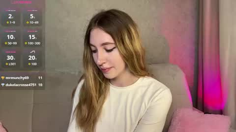 Stesha  Join my fan clubsurprise   online show from August 5, 6:55 am