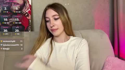 Stesha  Join my fan clubsurprise   online show from August 5, 9:07 am