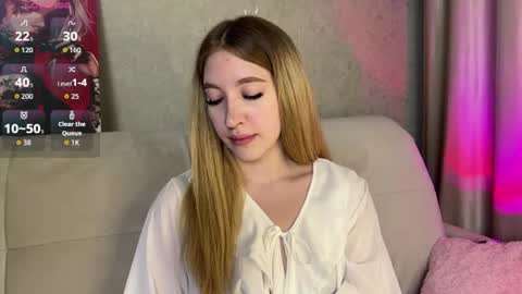 Stesha  Join my fan clubsurprise   online show from August 14, 9:02 am