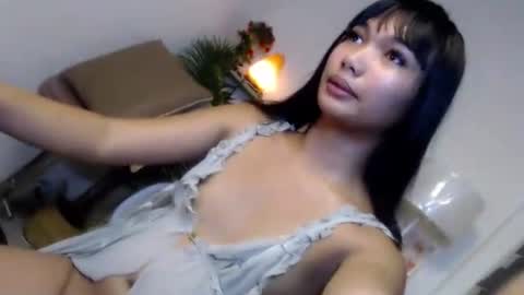 creamy_cinnamonx online show from August 5, 9:51 am