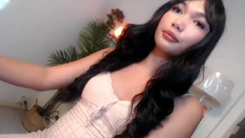 creamy_cinnamonx online show from August 8, 3:12 pm