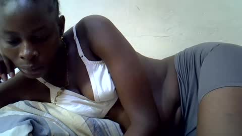 creamy_pussie online show from August 14, 12:42 pm