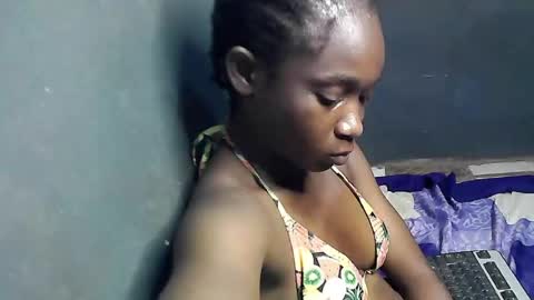 creamyxsugar online show from March 18, 9:19 pm