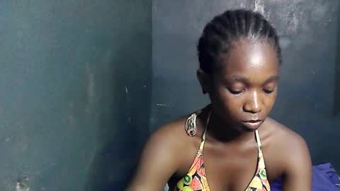 creamyxsugar online show from March 20, 2:15 am