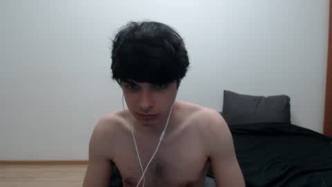 BUY A FAN CLUB AND YOU WILL HAVE 90 OF MY PHOTOVIDEO  PM online show from June 23, 2:12 am