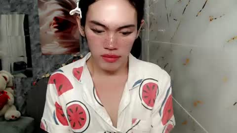 Cris online show from July 2, 2:18 pm