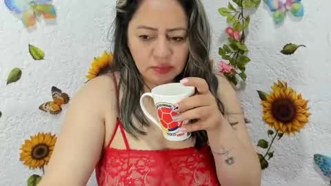 cris online show from August 1, 1:17 pm