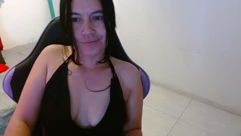 cristal1609 online show from March 25, 7:31 pm