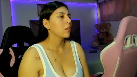 cristal_smith20 online show from July 27, 11:59 am