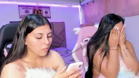 cristal_smith20 online show from August 6, 9:58 pm