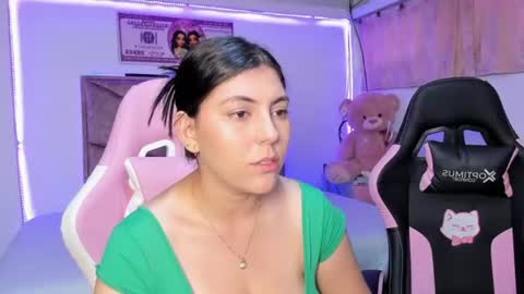 cristal_smith20 online show from August 11, 2:19 pm