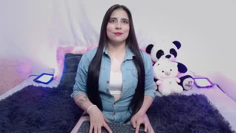 Cristal  online show from March 14, 4:30 am
