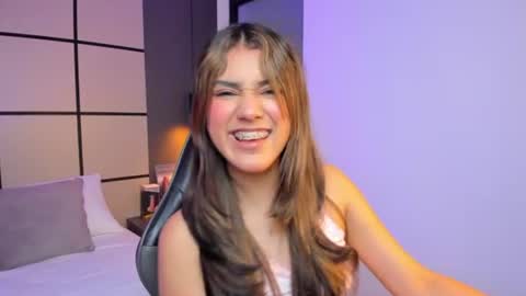 C R I S T I N online show from August 12, 2:08 pm