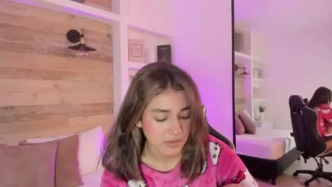 C R I S T I N online show from August 15, 4:49 am