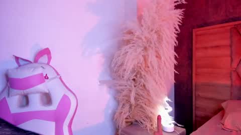 CristineRain online show from August 2, 8:32 am