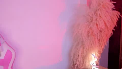 CristineRain online show from August 6, 7:40 am