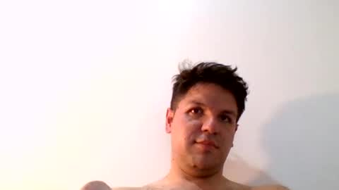 cristopher3042 online show from August 12, 2:47 am