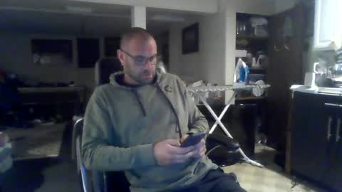 billybasement online show from August 6, 4:22 am