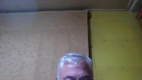 crmperez online show from July 28, 1:11 am
