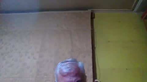 crmperez online show from August 1, 4:07 am