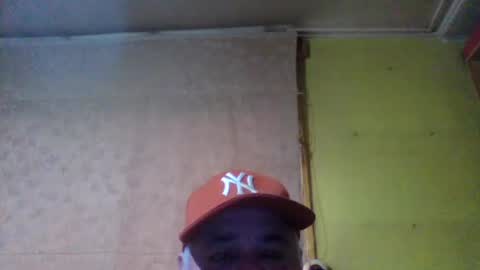 crmperez online show from August 1, 6:36 pm