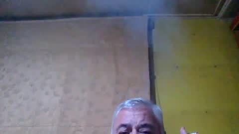 crmperez online show from August 4, 9:56 pm