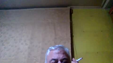 crmperez online show from August 5, 12:08 am