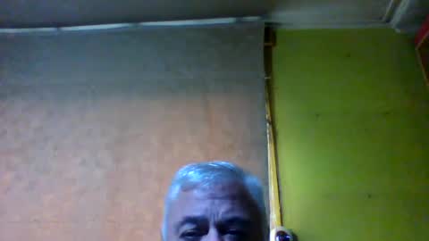 crmperez online show from August 8, 8:20 pm