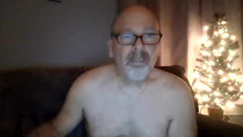 friendly-guy online show from August 10, 1:29 am
