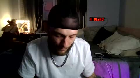 cruz815 online show from May 6, 2:57 am