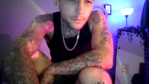 cruz815 online show from August 2, 1:34 am