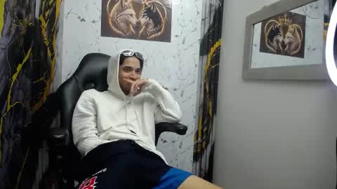 cruzito_hot_x21 online show from July 29, 4:36 pm