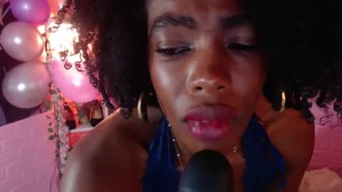 cruzsofia_res online show from August 10, 7:21 am