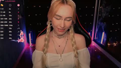 crybambi online show from August 9, 11:33 am