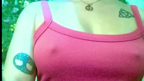 crysrus online show from June 26, 12:47 am