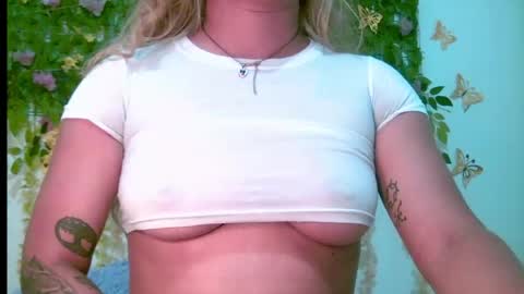crysrus online show from August 10, 2:35 am
