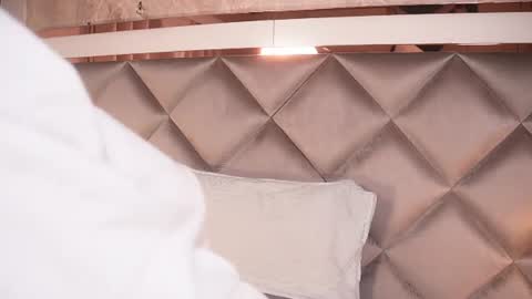 crystal_gilton online show from August 12, 7:05 pm