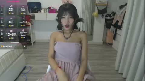 Crystal lee online show from August 4, 3:09 pm