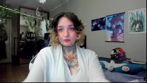 Eva online show from August 8, 5:24 pm