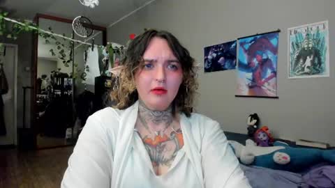 Eva online show from August 8, 9:59 pm