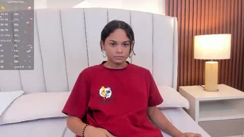 Crystal Monroe online show from August 5, 9:13 pm