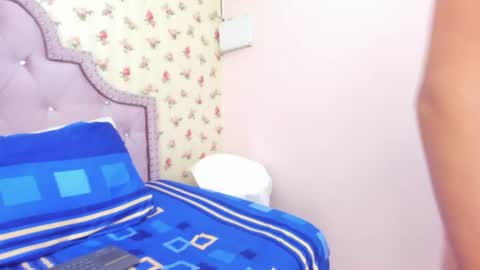 Milf Latina online show from August 14, 2:32 pm