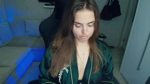 Emily online show from June 2, 9:18 pm