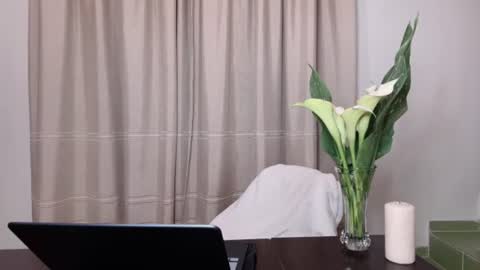 Mary online show from July 26, 10:37 pm