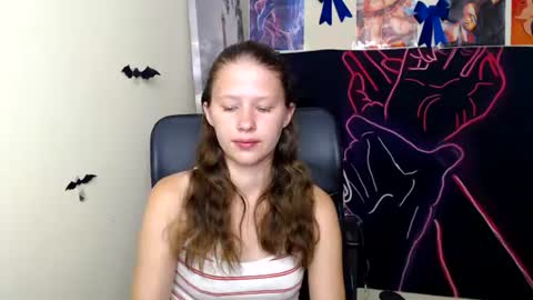 Stella online show from August 15, 2:32 pm